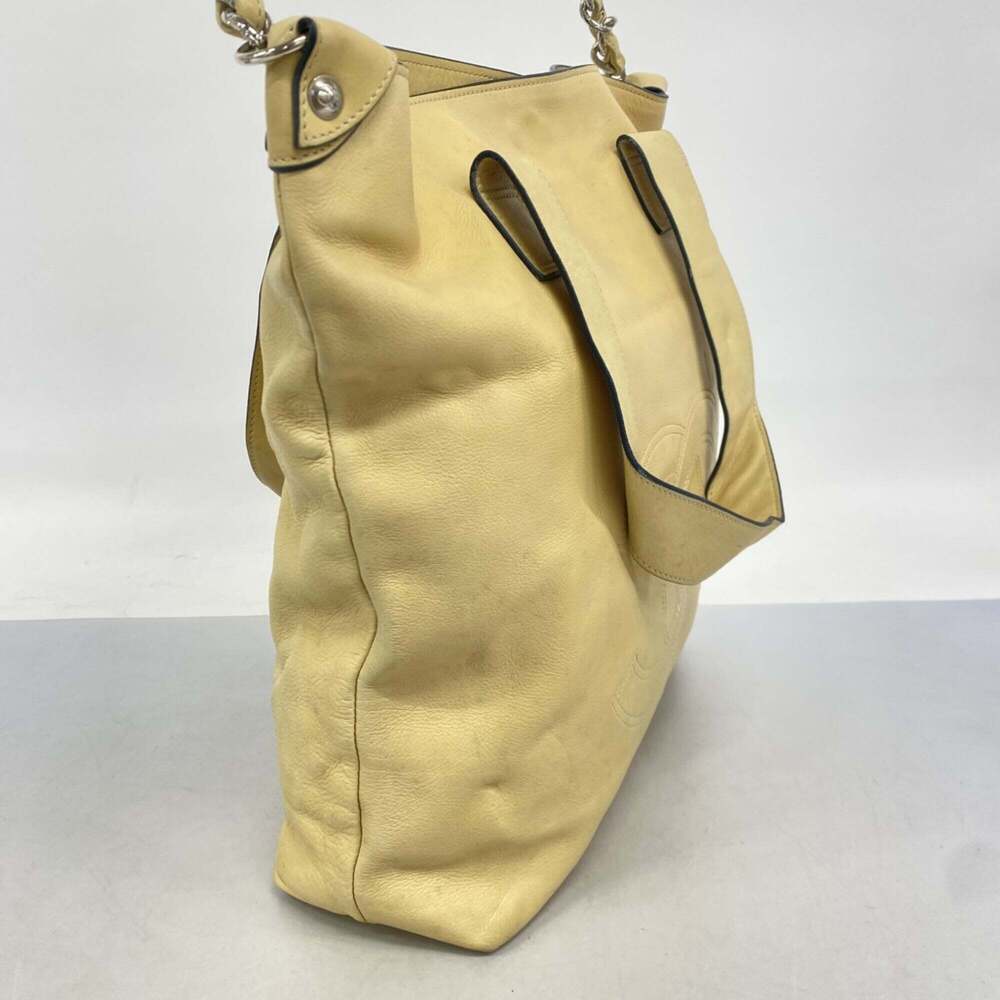 CHANEL Cream Lambskin Leather Tote Bag - Picture 2 of 15